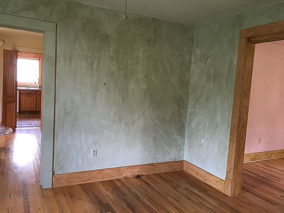 left goes to dining room 