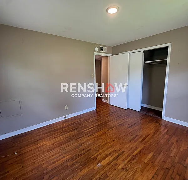 1816 E Mitchell St — Photo 17