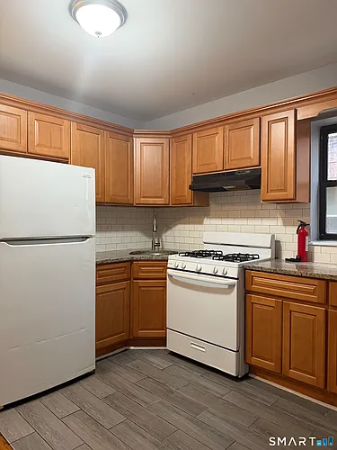 115 Bedford St Photo 1
