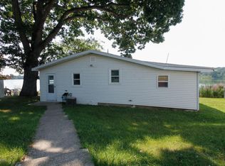 27142 Mahle Landing Rd, Sturgis, MI 49091