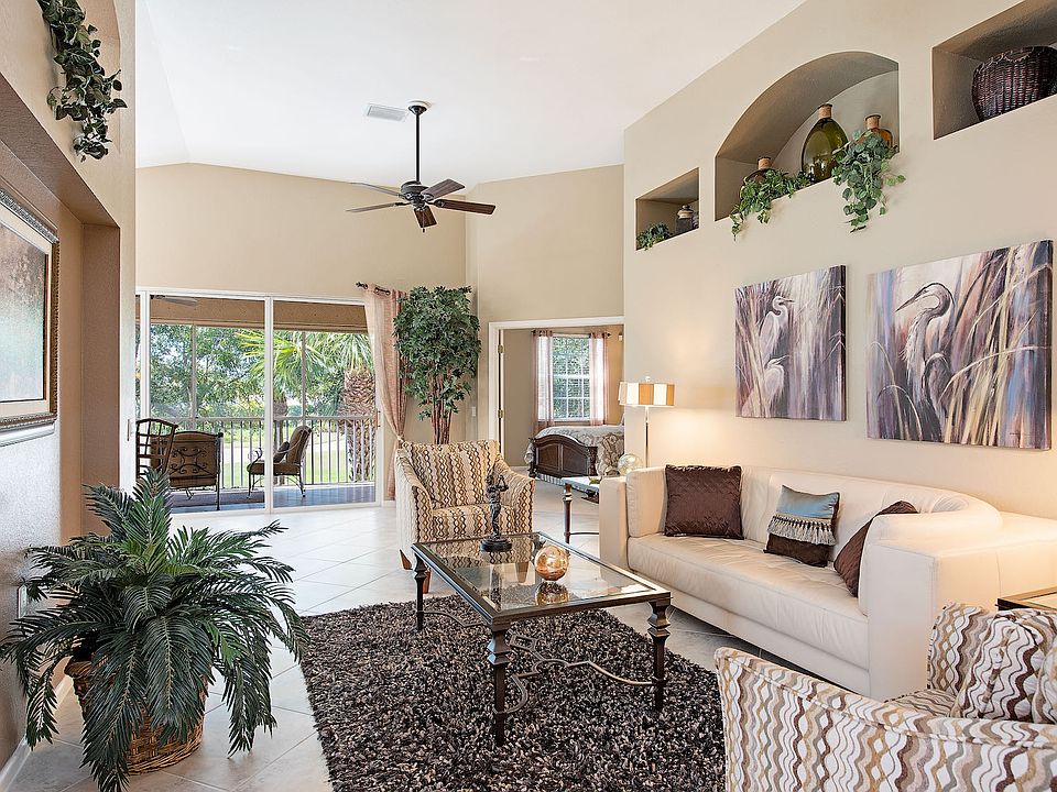 1st image of 10482 Autumn Breeze Dr APT 201
