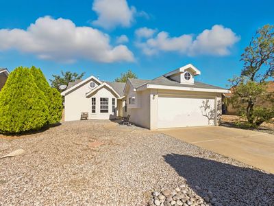1520 Avenida Las Brisas NW, Los Lunas, NM, 87031