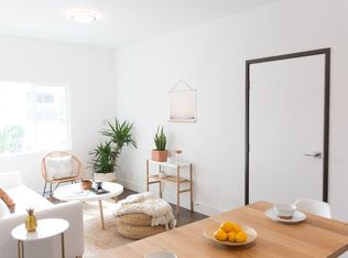 5957 Barton Ave #205, Los Angeles, CA 90038