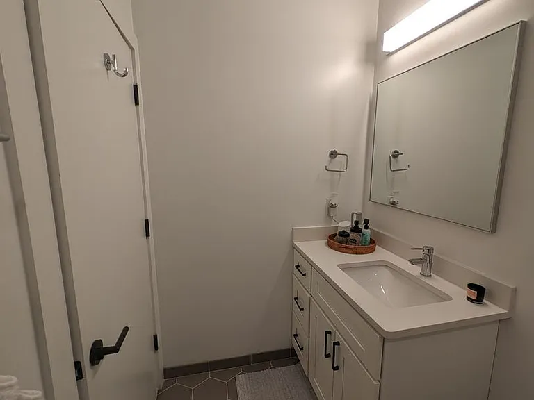 1016 17th Pl NE #304 — Photo 35