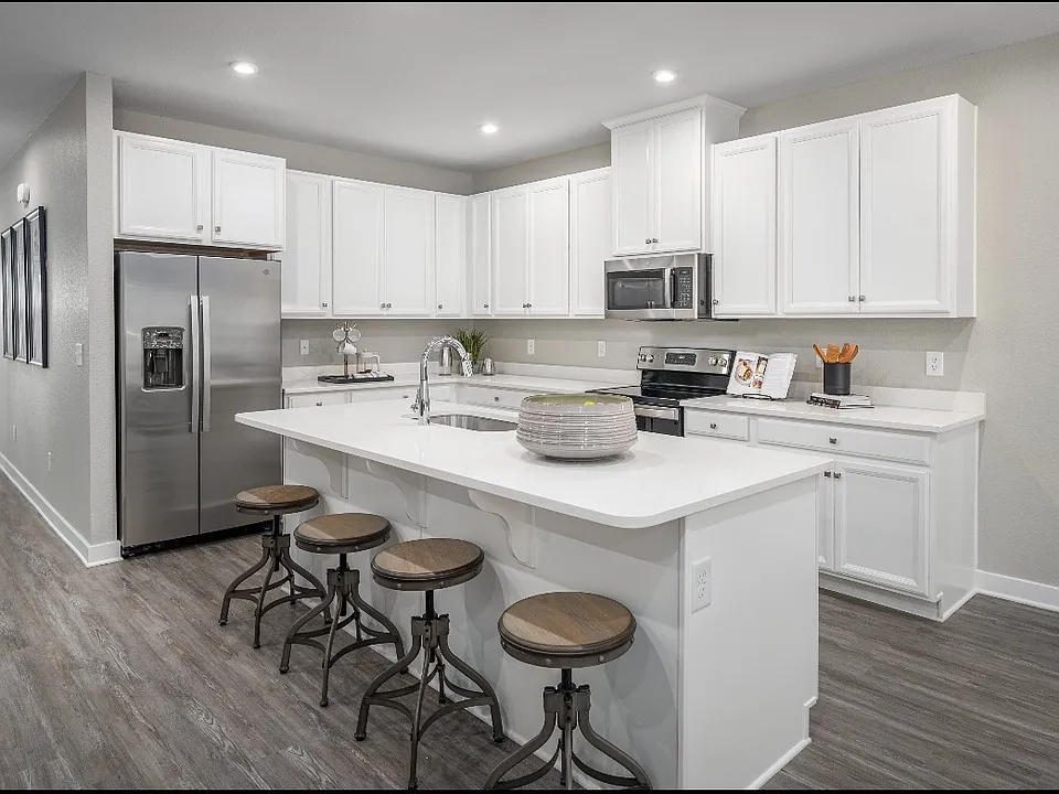 211 Pryor Dr