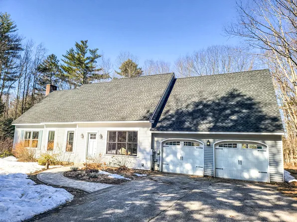 11 Pond Shore Drive, Cumberland, ME 04021