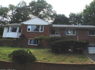 119 Whittier Rd, New Haven, CT 06515