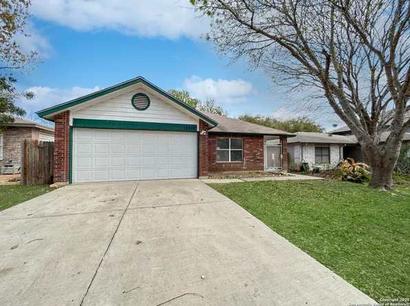 12818 Hunting Hawk, San Antonio, TX 78249