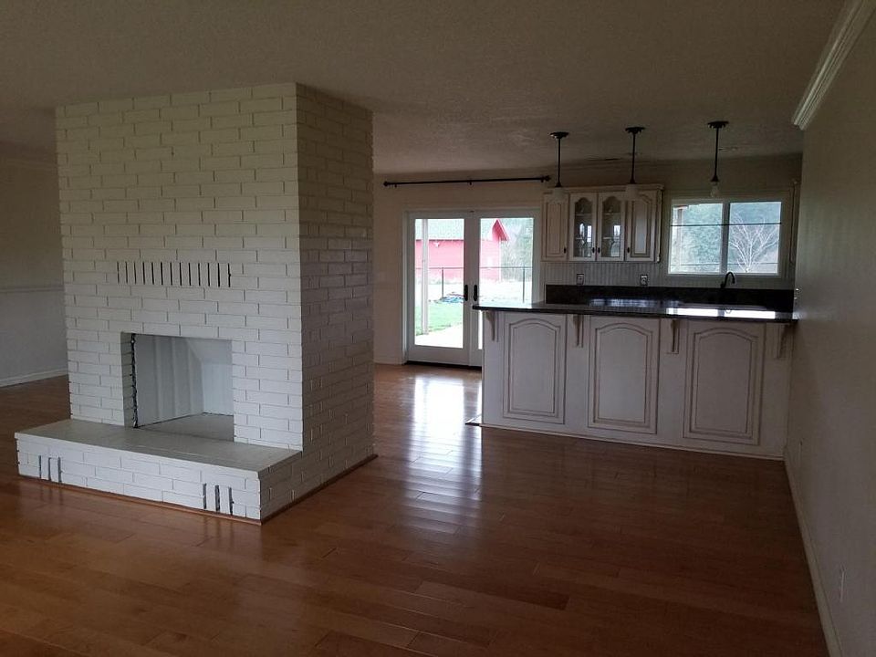 2nd image of 58799 Sausler Rd