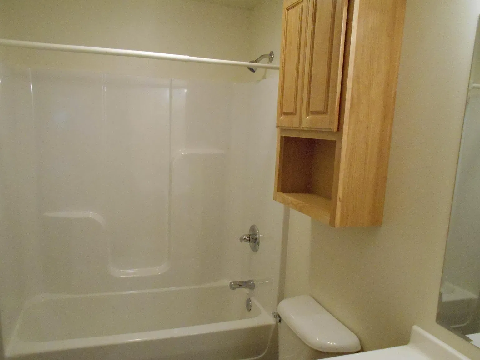 4 bed, 1152 sqft, $1,800 — Photo 3