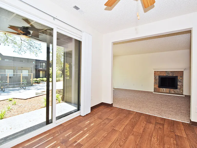 Timberwood Apartments — Photo 34