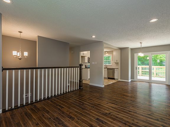 4th image of 6620 NW Ellesmere Dr