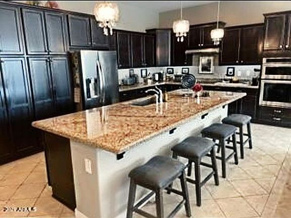 Chefs kitchen, full granite