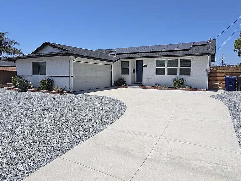 9010 Joan St — Photo 2