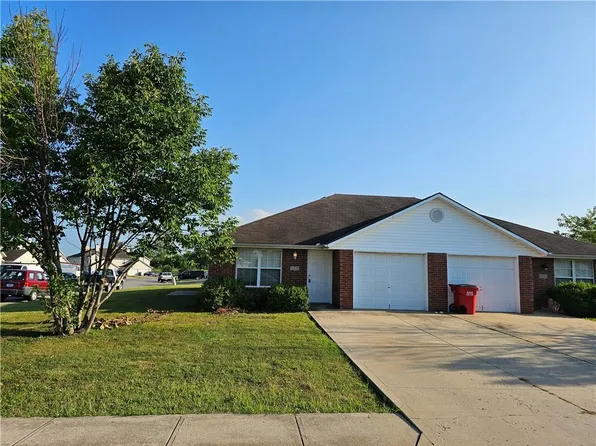 171/173 NW Woodbury Dr, Grain Valley, MO 64029