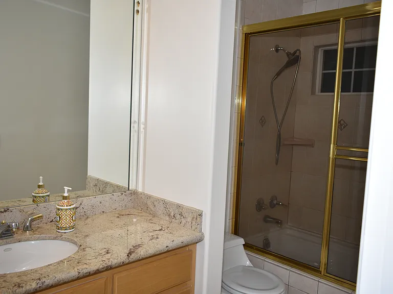 4751 Haskell Ave — Photo 31