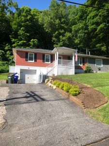99 Walnut Hill Rd, Thomaston, CT, 06787