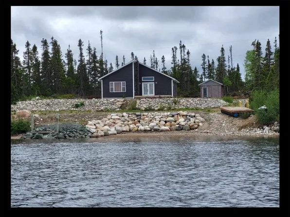 4 Pitts Pond Road, Terra Nova, NL A0C1L0
