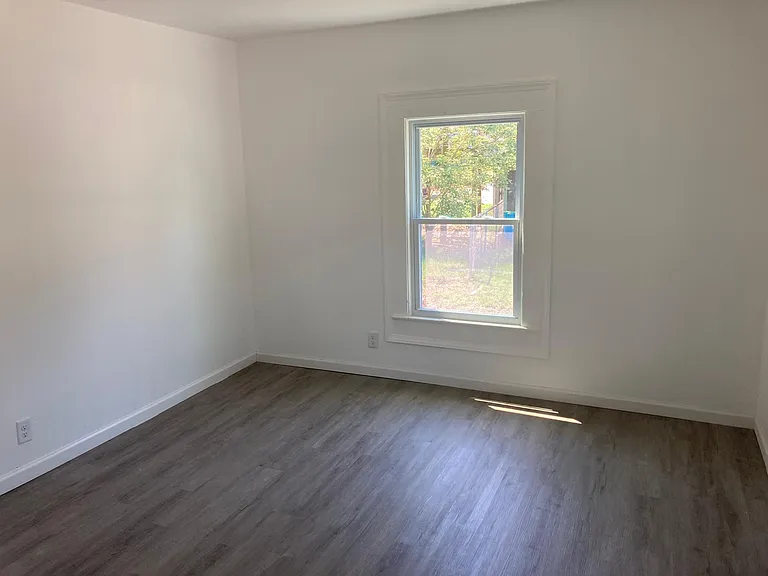 804 Rikard St — Photo 8