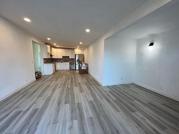 4th image of 1076 Chico Ct