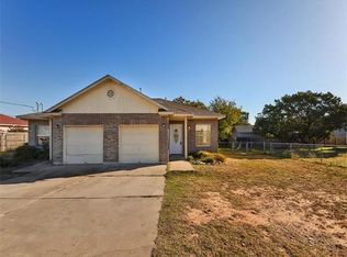 2102 S Bagdad Rd APT B, Leander, TX 78641