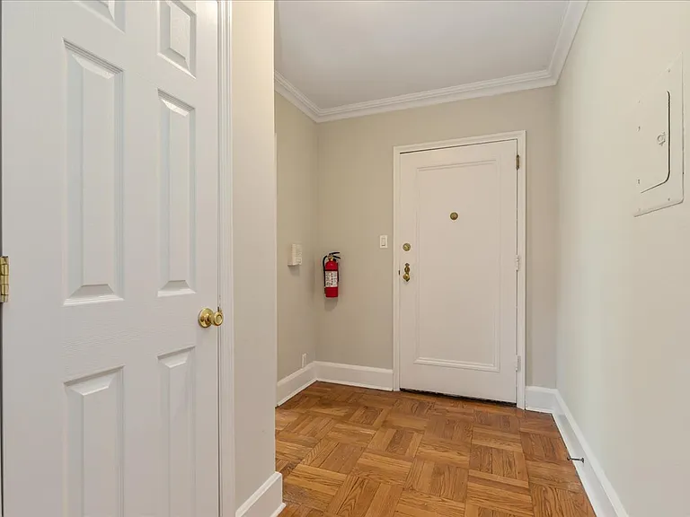 217 Prospect Ave #4-2A — Photo 3