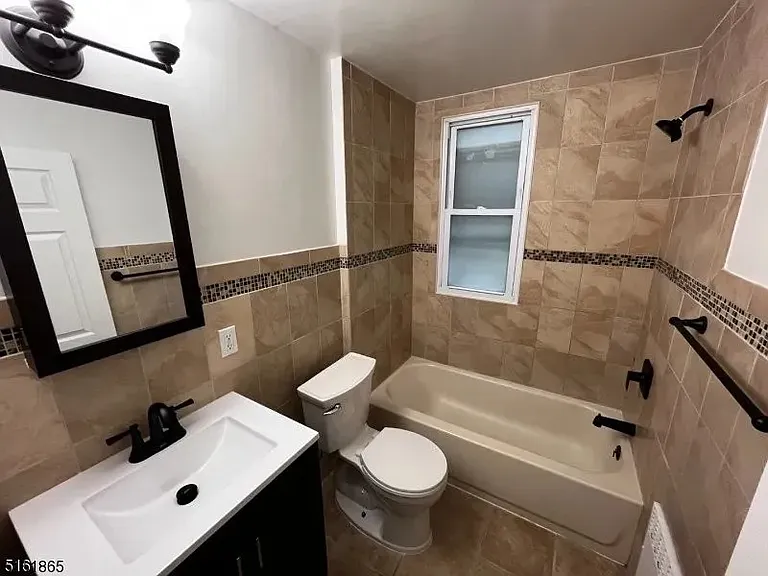 339 Valley Brook Ave #1E — Photo 6