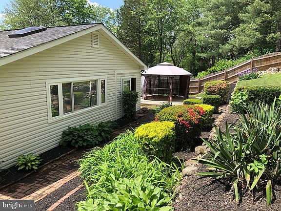 Back-Gazebo, Tiers (Apr '19)