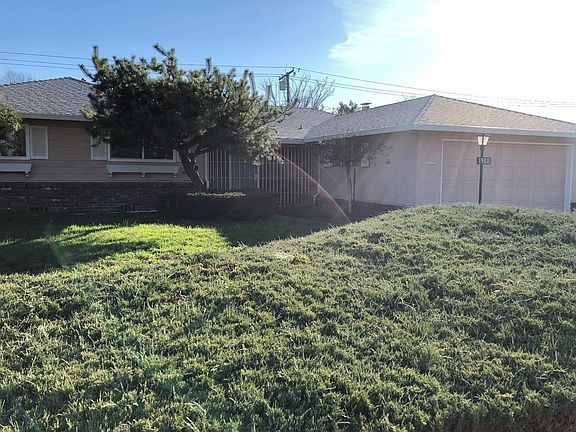 2nd image of 1900 60th Ave