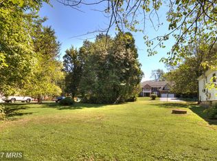 4104 Woodland Rd, Annandale, VA 22003