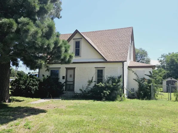 1502 5th St, Woodward, OK 73801