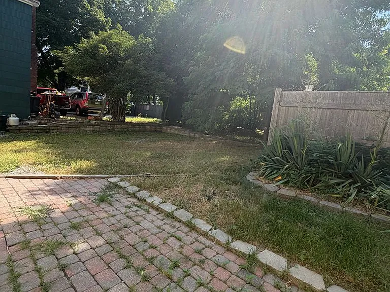 202 Central Ave — Photo 11