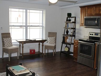4th image of 648 Holly Ave NW #21