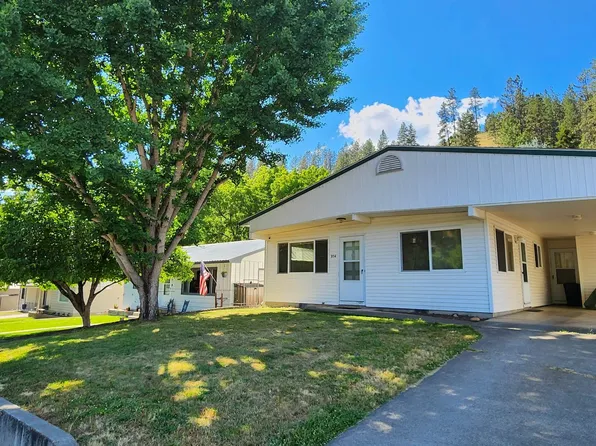 914 Kalaspo Ave, Orofino, ID 83544