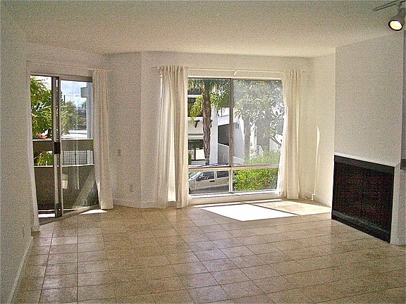3rd image of 8960 Cynthia St APT Cl2