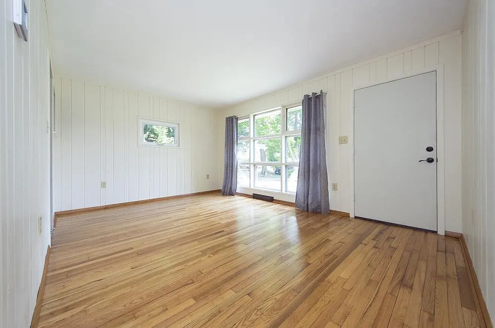 2 bed, $1,850 — Photo 2