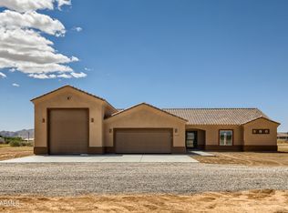 24029 W Redbird Rd, Wittmann, AZ 85361