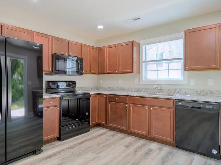 495 Pin Oak Dr NW — Photo 11