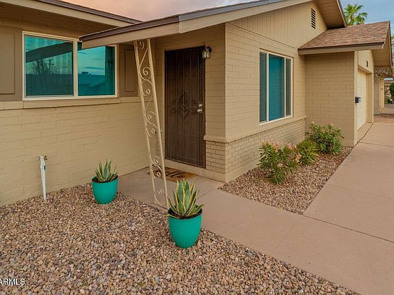 2nd image of 3101 S DROMEDARY Drive