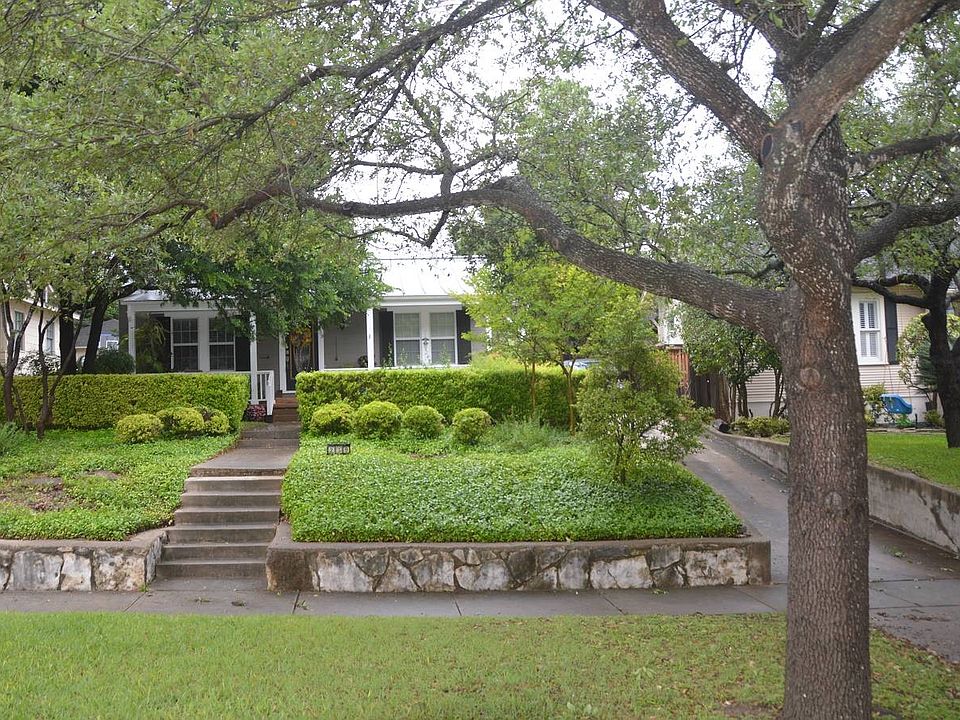 1st image of 239 Blue Bonnet Blvd