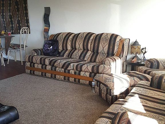 2nd image of 2709 W 27th St APT B