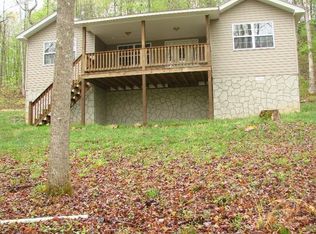 3179 Williams Creek Rd, Oneida, TN 37841