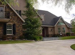 882 Alpine Heights Rd, Alpine, CA 91901