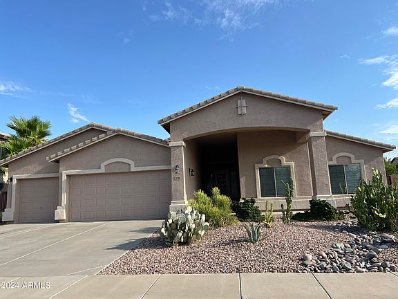 4th image of 43301 W CAVEN Drive