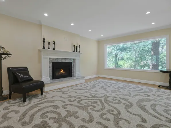 4617 Delafield Avenue HOUSE image 3 of 31