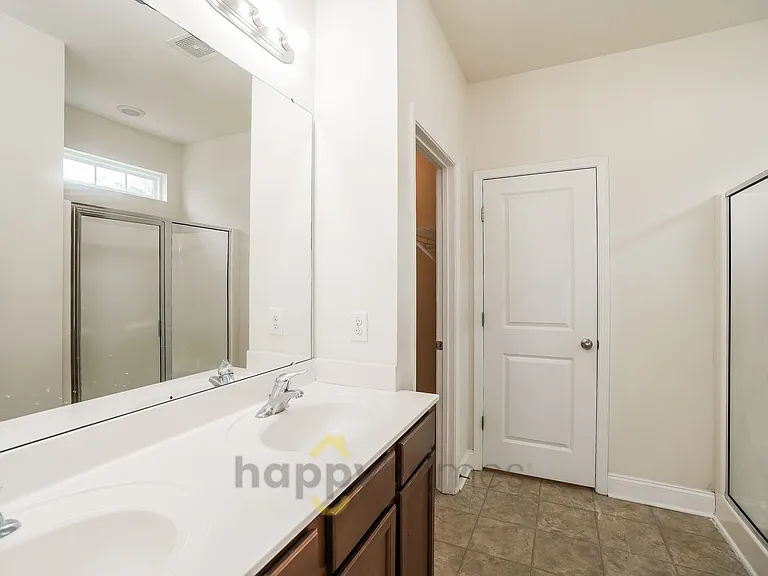 350 Spectrum Rd — Photo 12