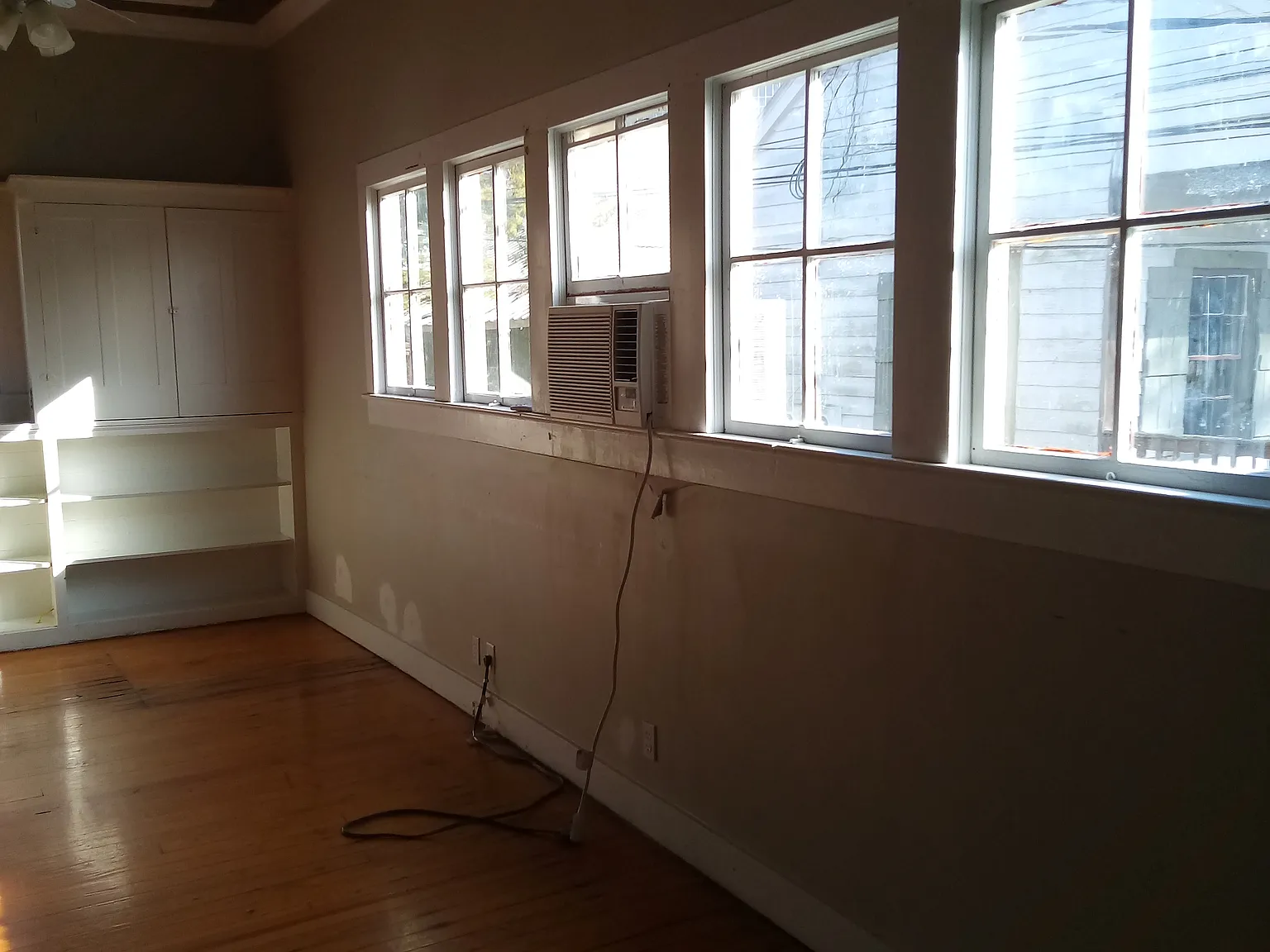 Studio, 780 sqft, $875 — Photo 4