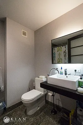 Rented by Kian Realty | media 20