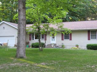 4844 W Riley Thompson Rd, Whitehall, MI 49461