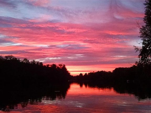 4th image of 9498MCM Pendergast Rd